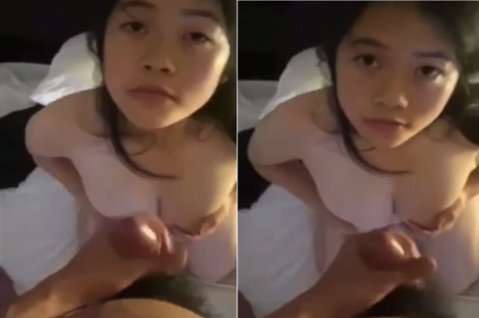 Em thư ký xinh đẹp dấn thân vào cuộc chơi với sếp quyến rũ